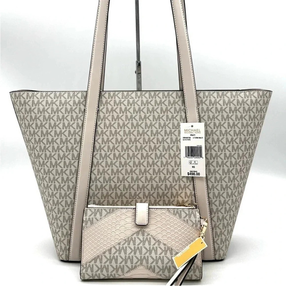 Michael Kors Pratt Large Signature Logo
Tote Bag & Double Zip Wallet - Picture 6 of 13